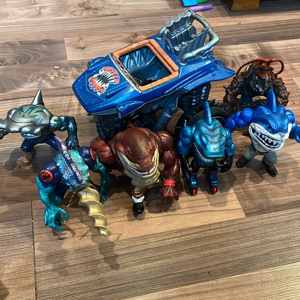 Set of 90s street sharks with Street Sharks Sharkruiser
